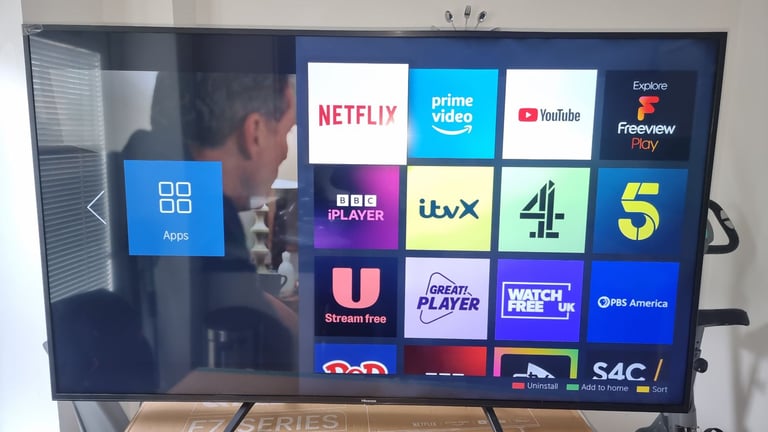 HISENSE 65 INCH SMART 4K UHD HDR LED TV WITH WIFI, FREEVIEW & FREESAT HD 