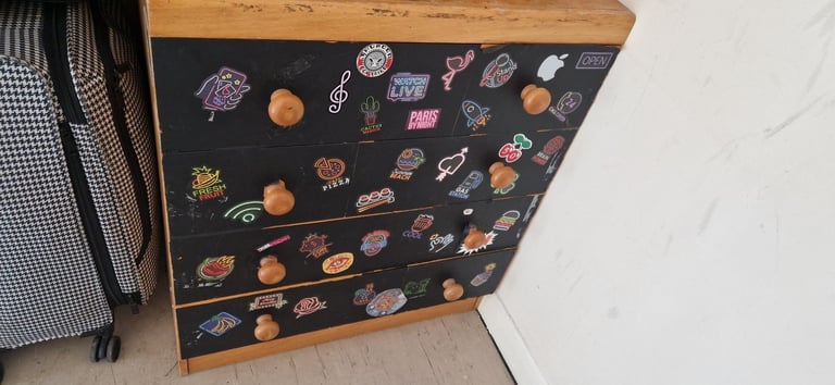 Vintage chest of drawers 