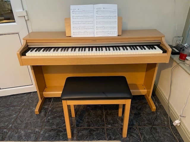 image for YAMAHA YDP162C DIGITAL PIANO