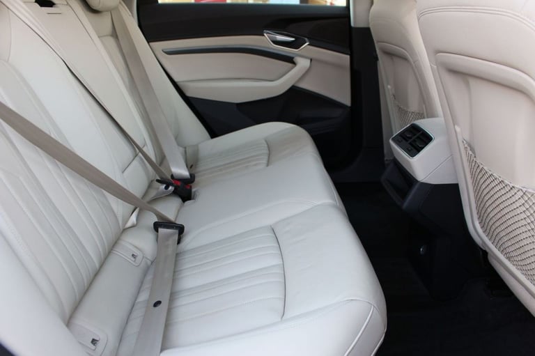 2019 19 AUDI E-TRON 55 SUV 5DR ELECTRIC AUTO QUATTRO 95KWH (408 PS)