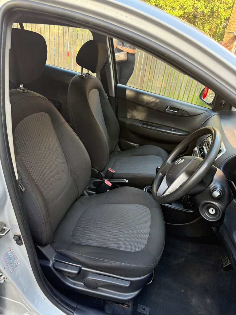 Hyundai, I20, Hatchback, 2013, Manual, 1248 (cc), 5 doors