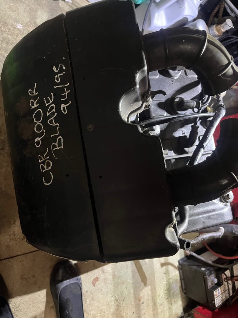 Honda CBR 900 RR Fireblade engine