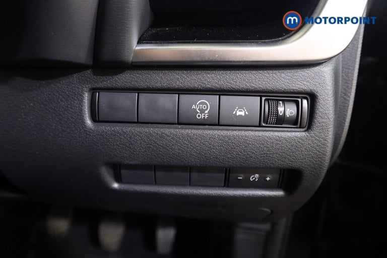 2023 Nissan Qashqai 1.3 DiG-T MH N-Connecta 5dr HATCHBACK PETROL Manual