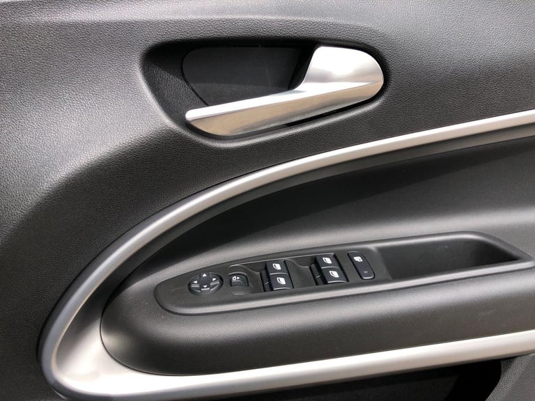 2024 Jeep Avenger 1.2 e-Hybrid MHEV Summit e-DCT Euro 6 (s/s) 5dr HATCHBACK Petrol/Electric Hybri...