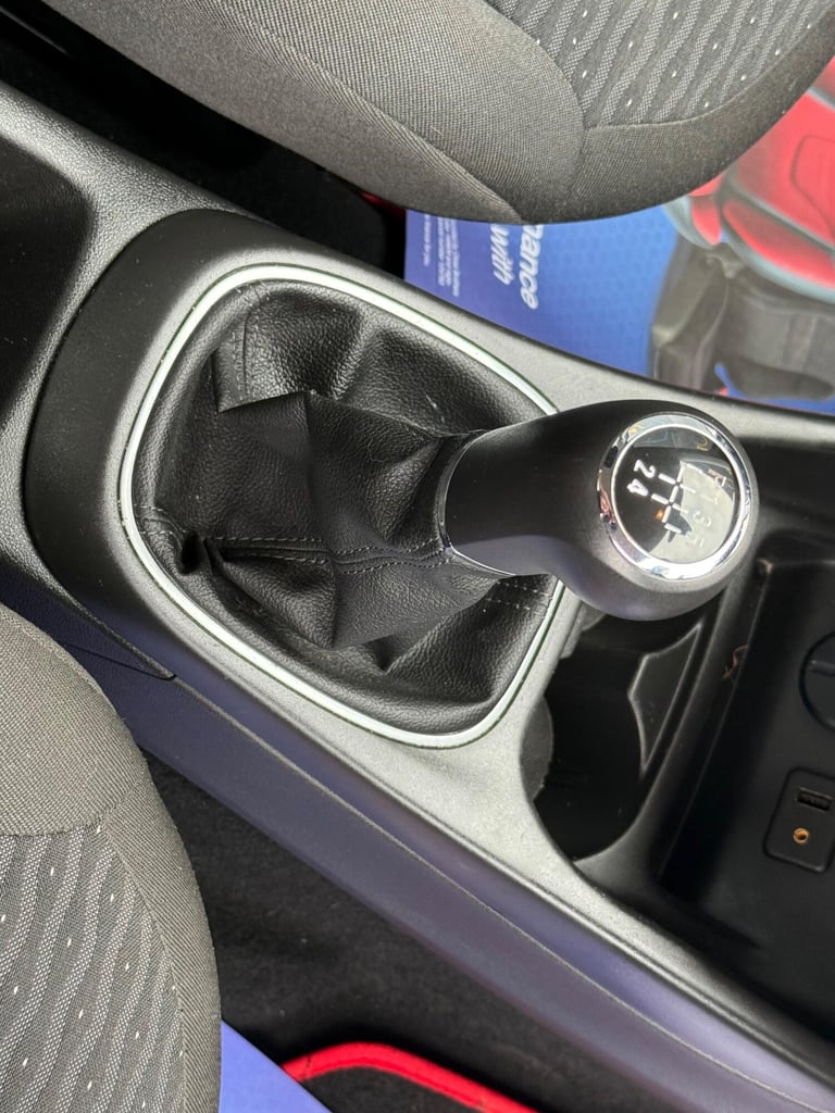 2015 Vauxhall Corsa 1.4i ecoFLEX Energy Euro 6 5dr (a/c) HATCHBACK Petrol Manual