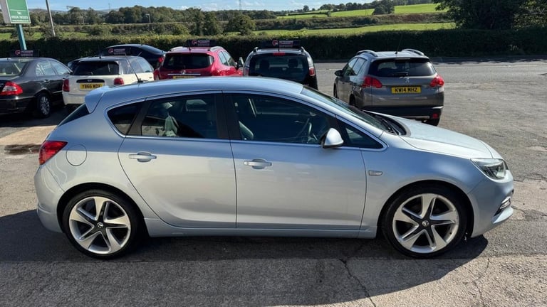 2014 Vauxhall Astra 1.4T 16v Limited Edition Hatchback 5dr Petrol Manual Euro 5 (140 ps) Hatchbac...