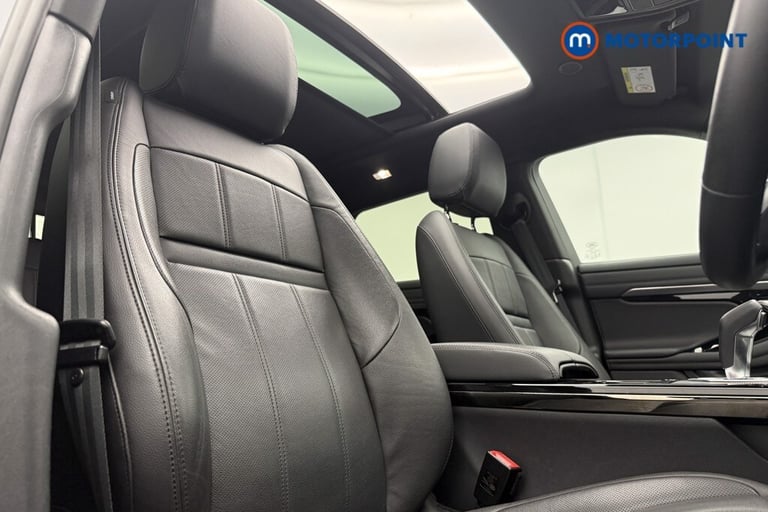 2023 Land Rover Range Rover Evoque 2.0 D200 R-Dynamic SE 5dr Auto SUV Diesel Automatic