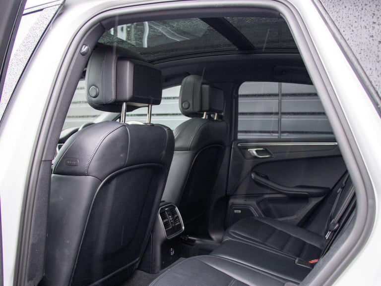 2022 Porsche Macan Estate 5dr PDK SUV Petrol Automatic