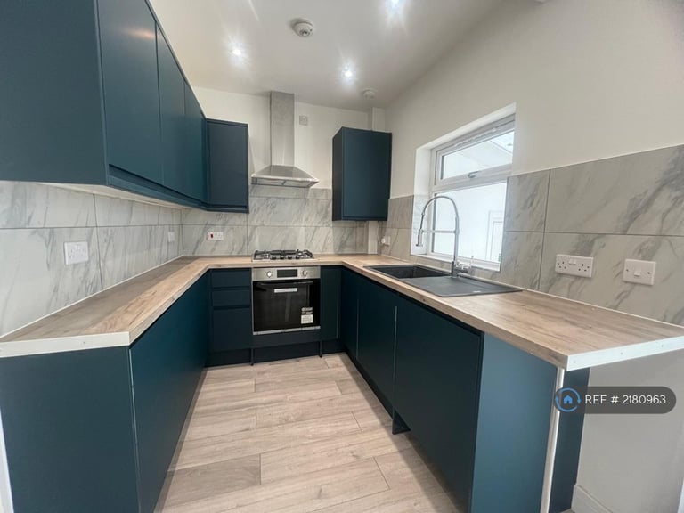 3 bedroom house in Jiggins Lane, Birmingham, B32 (3 bed) (#2180963)