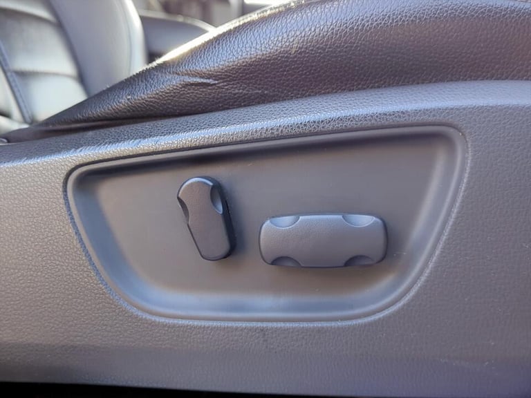 2018 Mitsubishi L200 Double Cab DI-D 178 Barbarian 4WD PICK UP DIESEL Manual