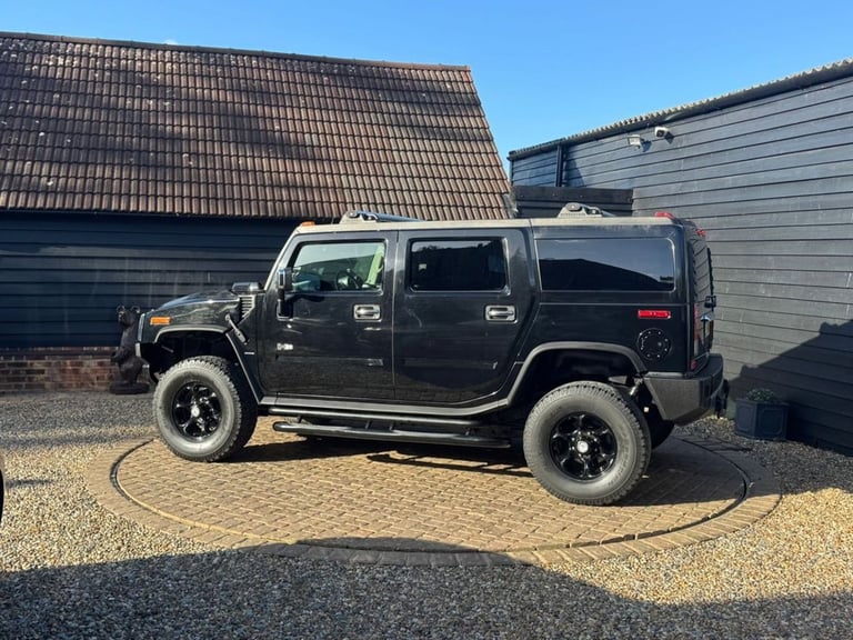 2003 Hummer H2 Hummer H2 6.0  Saloon PETROL Automatic