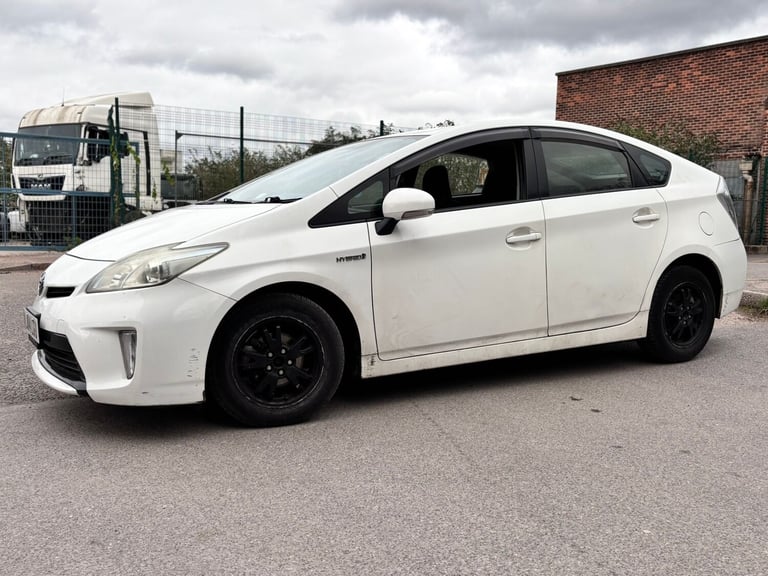 2019 Toyota Prius  HYBRID ELECTRIC Manual