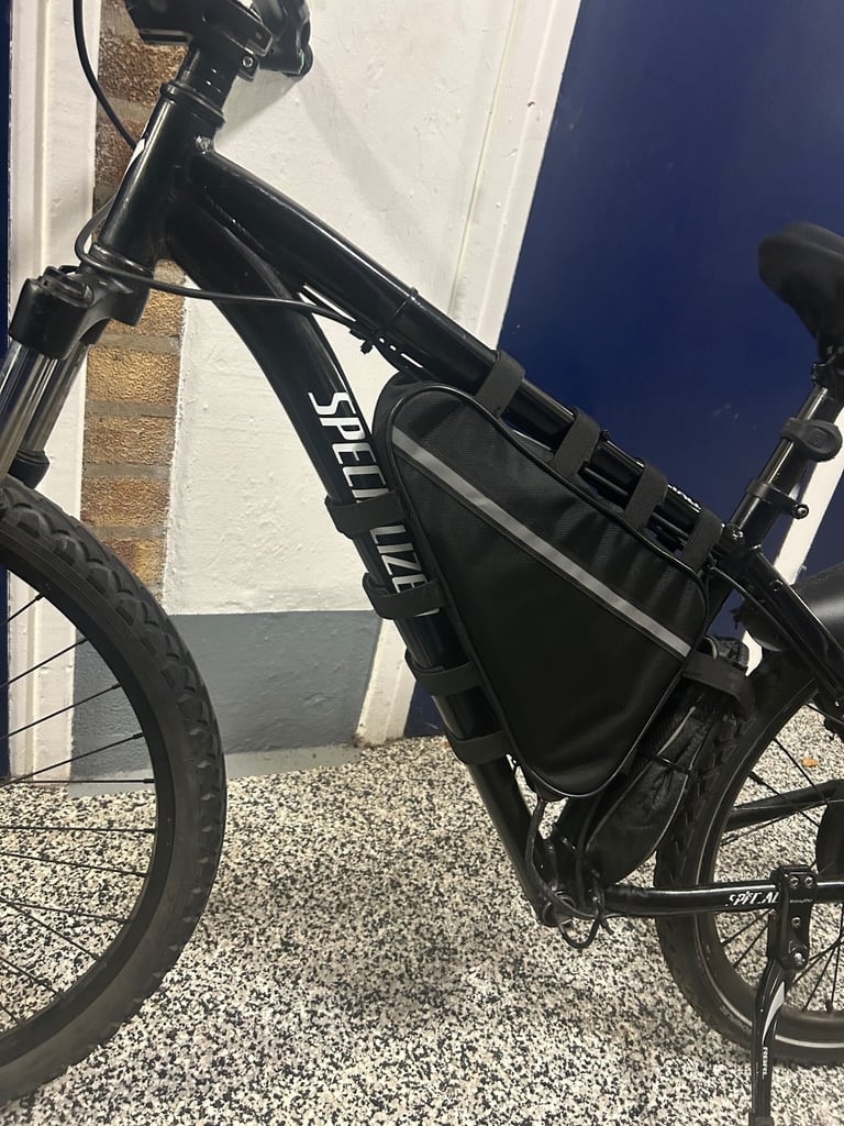 Ebike 1500W 54V 30Ah (40mph)