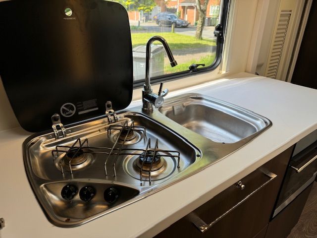 Ford, ROLLER TEAM ZEFIRO 675, 2018, 1995 (cc)