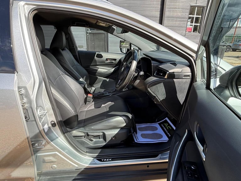 TOYOTA COROLLA 2.0 VVT-h Trek Touring Sports CVT Euro 6 (s/s) 5dr 2022