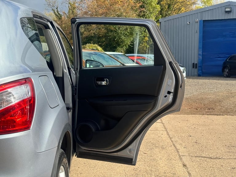 2013 Nissan Qashqai 1.6 Acenta 2WD Euro 5 (s/s) 5dr HATCHBACK Petrol Manual