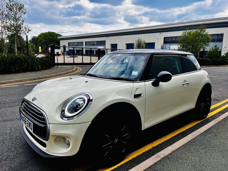 2018 MINI Hatch 1.5 Cooper D Euro 6 (s/s) 3dr HATCHBACK Diesel Manual