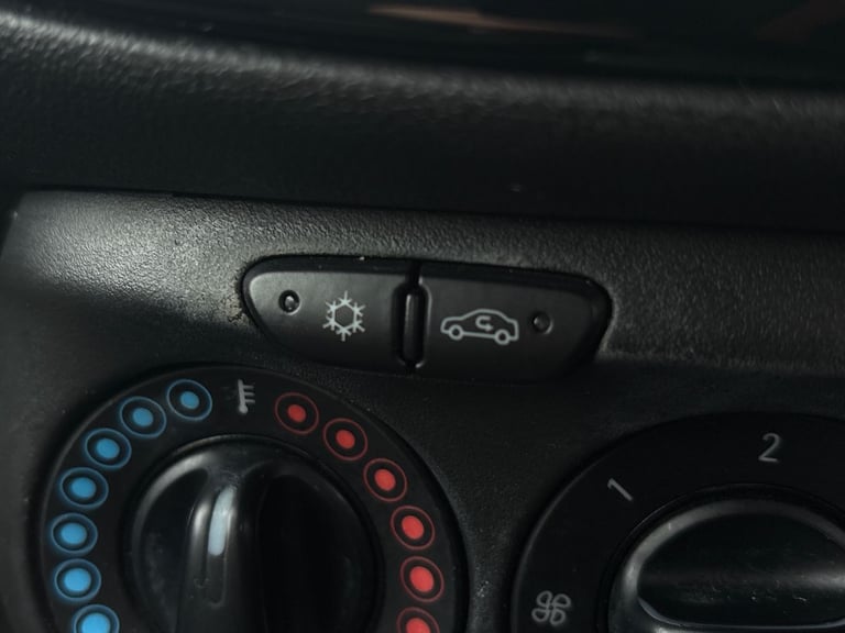  Vauxhall Corsa 1.4i Ecotec Energy Hatchback 3dr Petrol Manual Euro 6 90 Ps