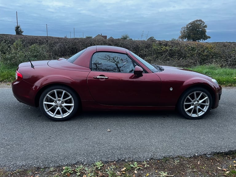 Mazda, MX-5 2.0 Sport-tech Hardtop Convertible