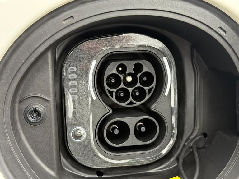 2024 Fiat 500 87kW Red 42kWh 3dr Auto Hatchback Electric Automatic