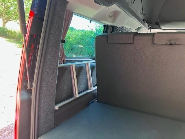 Ford TRANSIT CUSTOM Wellhouse Terrier 1