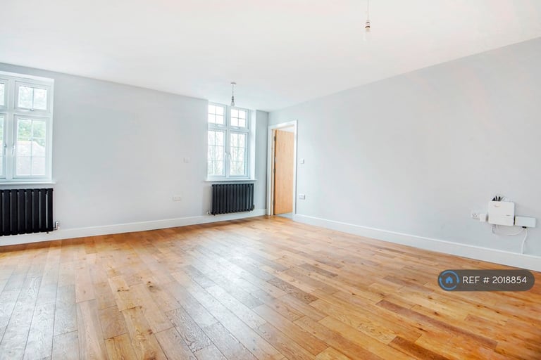 2 bedroom flat in Southdown Road, Shawford, Winchester, SO21 (2 bed) (#2018854)