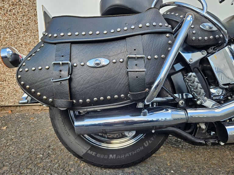 Harley-Davidson FLSTCI 1450 heritage softail classic 