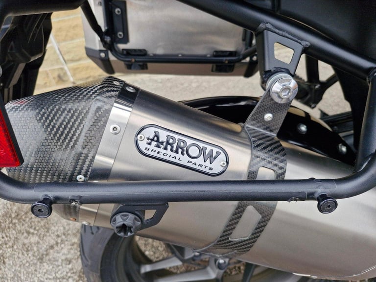 2020 Triumph Tiger 1200 SE Alpine Edition Full Expedition luggage Engine bars