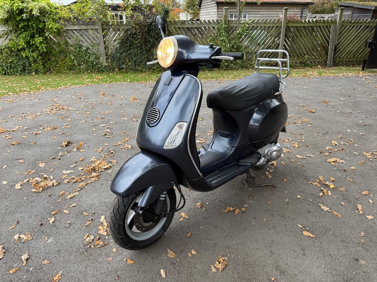2006 piaggio vespa LX 125 MOT July 2026 no advisories !