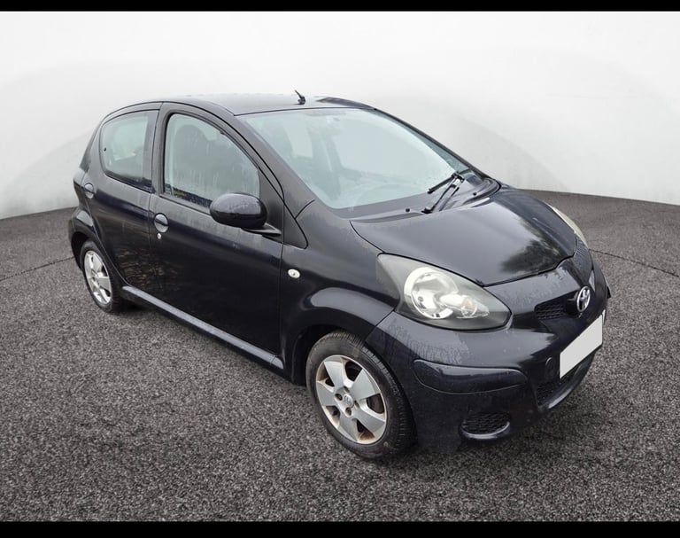Toyota, AYGO, Hatchback, 2010, Manual, 998 (cc), 5 doors