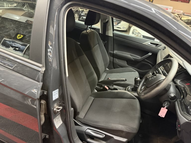 VOLKSWAGEN POLO 1.0 S 2018