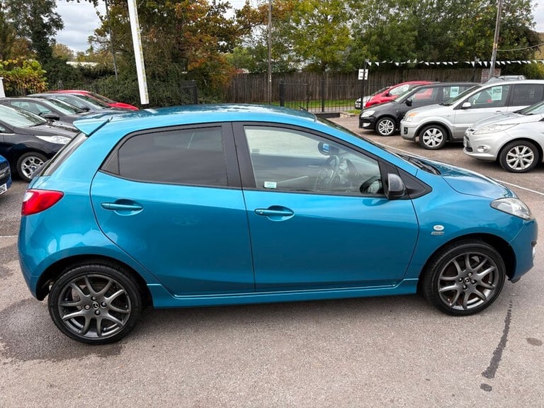 Mazda MAZDA 2 VENTURE EDITION