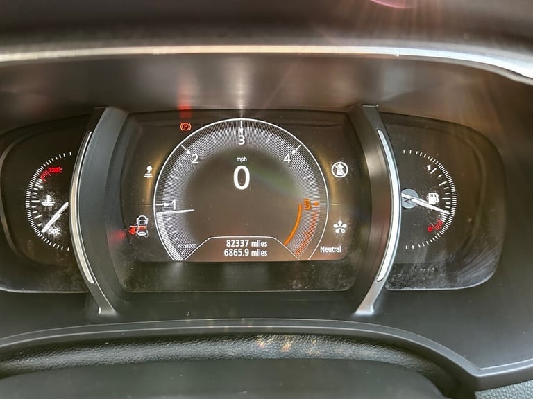 2017 Renault Megane 1.5 dCi Dynamique Nav 5dr HATCHBACK DIESEL Manual