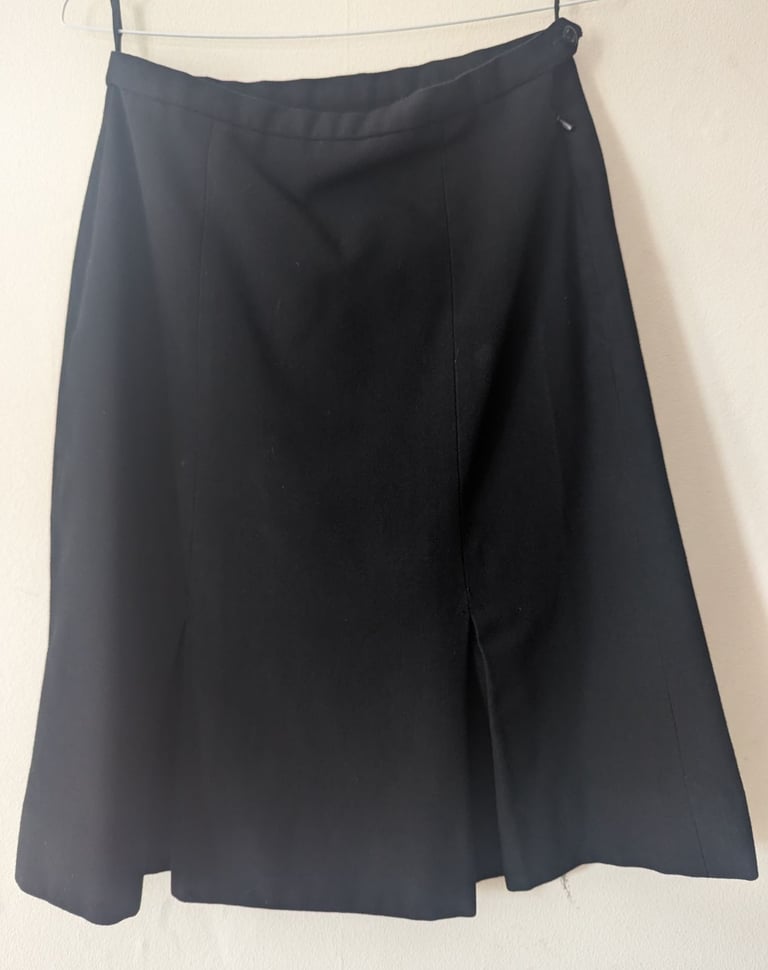 GENUINE BRITISH 'ROYAL NAVY' (WRNS) OFFICERS UNIFORM SKIRT! 