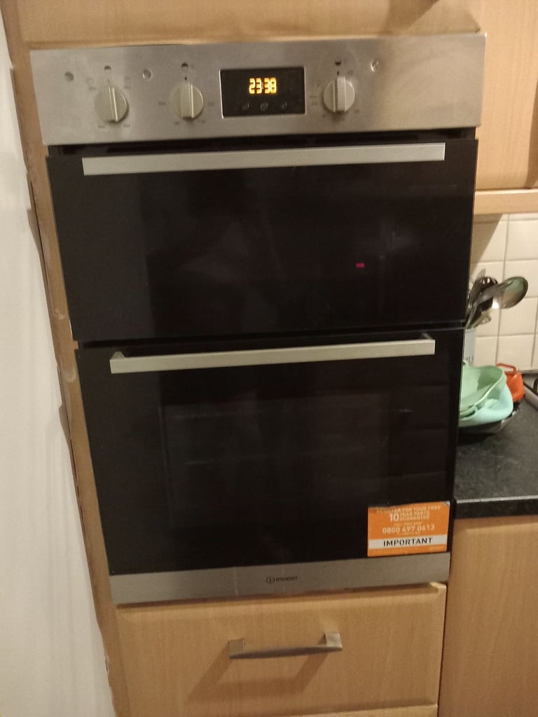 image for Indesit built in cooker and grill