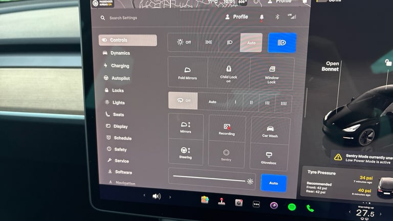 2022 Tesla Model 3 Long Range AWD 4dr Auto Electric Saloon Saloon Electric Automatic