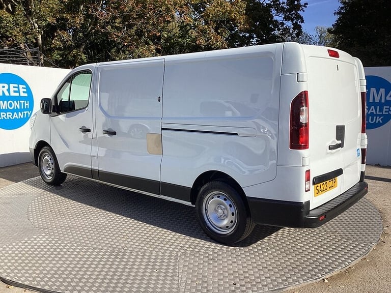 2023 Renault Trafic dCi Blue LL30 Business+ LWB L/R Euro 6 LWB Panel Van Diesel Manual