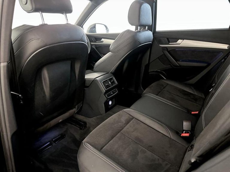 2019 Audi Q5 2.0 TDI 40 S line S Tronic quattro Euro 6 (s/s) 5dr Automatic SUV Diesel Automatic