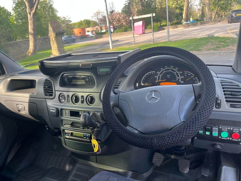 2003 Mercedes sprinter 411 cdi 17 seater minibus