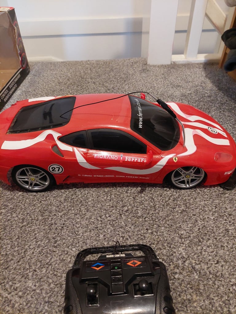 New bright ferrari remote control car 1/10 scale