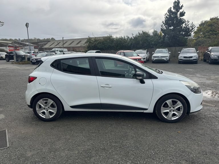 2016 Renault Clio 1.2 16V Play Euro 6 5dr HATCHBACK Petrol Manual