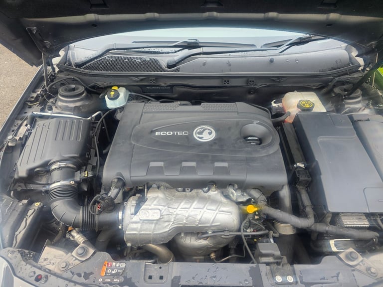 Vauxhall, INSIGNIA, Hatchback, 2014, Manual, 1956 (cc), 5 doors