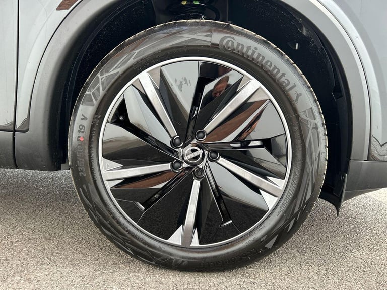 2025 Nissan Qashqai 1.5 h e-POWER Tekna Auto Euro 6 (s/s) 5dr SUV PETROL/ELECTRIC Automatic