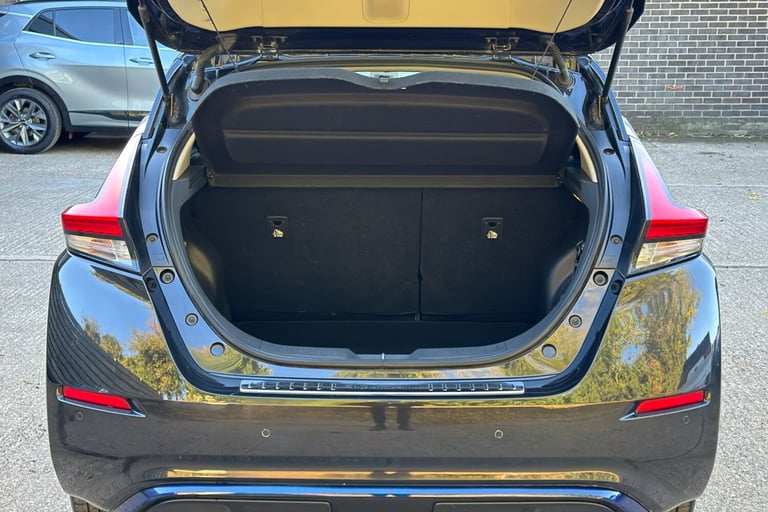  Nissan Leaf 40kwh 10 Hatchback 5dr Electric Auto 150 Ps Electric