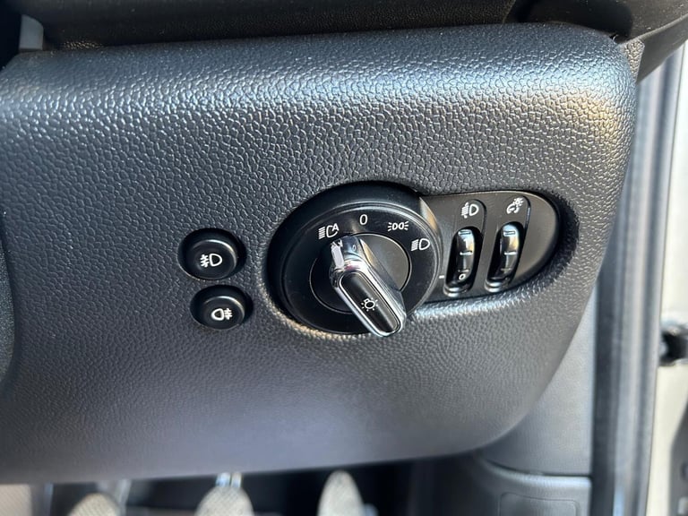 2020 MINI Hatch 1.5 Cooper Classic II 5dr HATCHBACK Petrol Manual