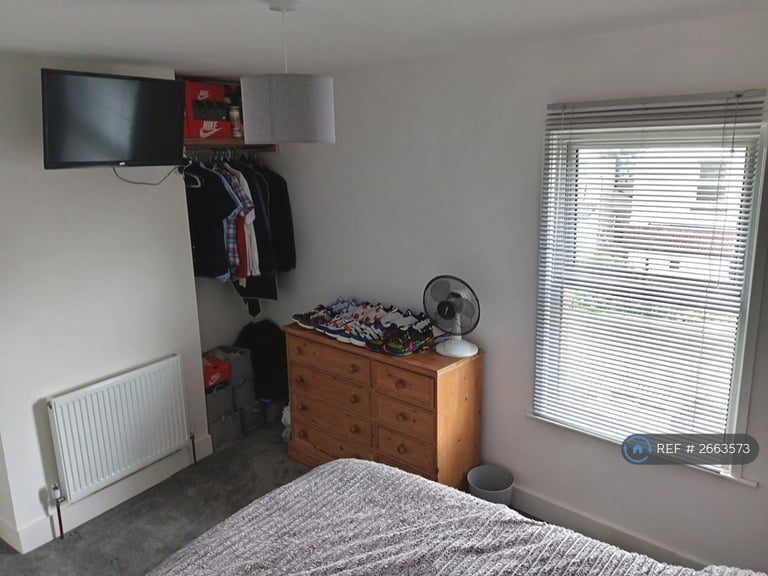 1 bedroom in Seaview Terrace, Queenborough, ME11 (#2663573)