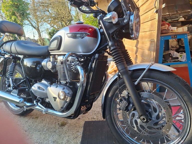 Triumph, BONNEVILLE, 2018, 1200 (cc)