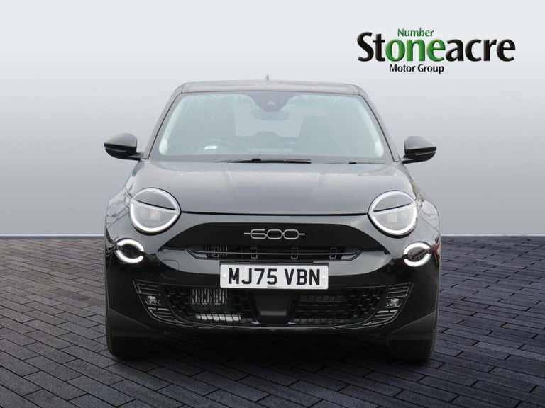 2025 Fiat 600 600 1.2 136hp Hybrid Edct-6 HATCHBACK Petrol/Electric Hybrid Automatic