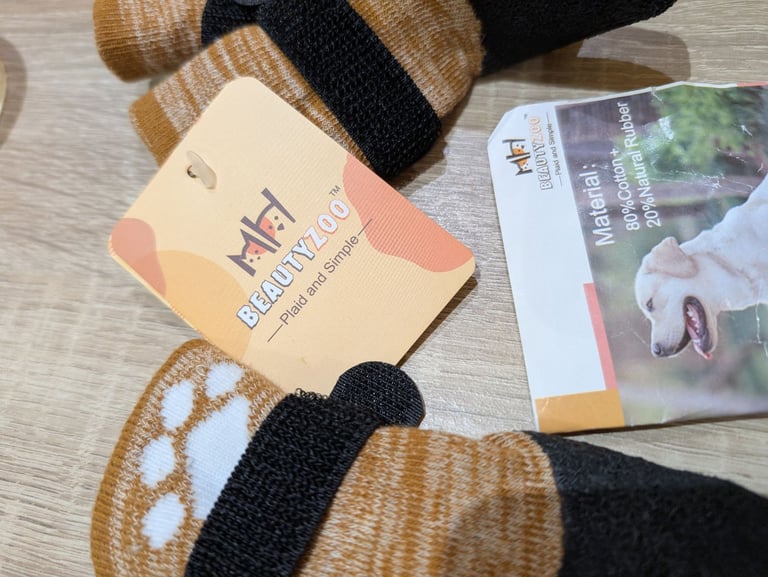 Anti slip dog boots 