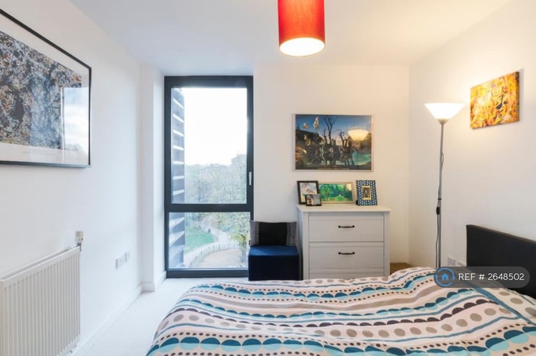 1 bedroom flat in Cranston Court, London, W12 (1 bed) (#2648502)
